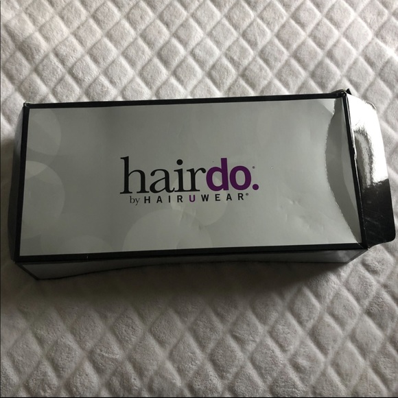 Hairdo Long With Layers Synthetic Wig - Picture 7 of 7